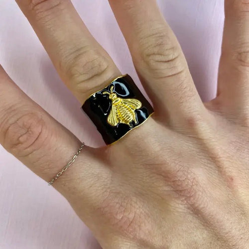 Bumblebee Ring with enamel accent - Racquesh